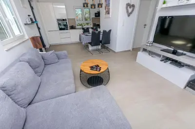 TV i/ili zabavni centar u objektu Apartments Lonamare