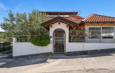 Zgrada u kojoj se nalazi apartman