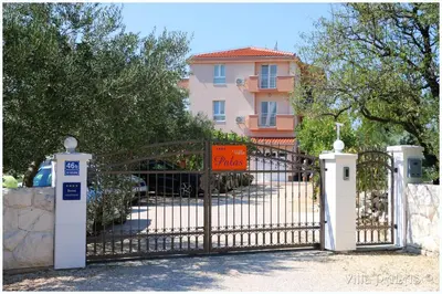 Zgrada u kojoj se nalazi apartman