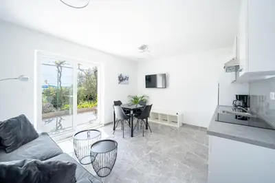 Kuhinja ili čajna kuhinja u objektu Tedoris Apartments