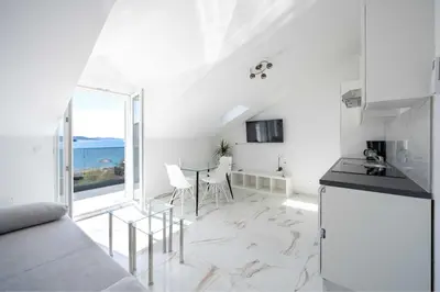 Kuhinja ili čajna kuhinja u objektu Tedoris Apartments