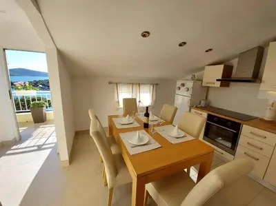 Kuhinja ili čajna kuhinja u objektu Apartment D&D Grubišić
