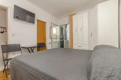 TV i/ili zabavni centar u objektu Apartments Anita summer