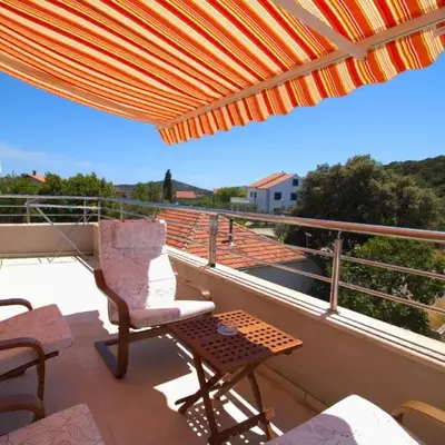 Apartman blizu plaže u Betini