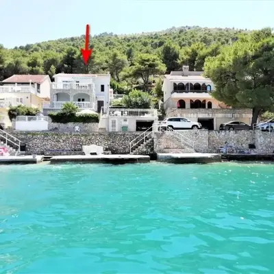 Seaside holiday house Sparadici