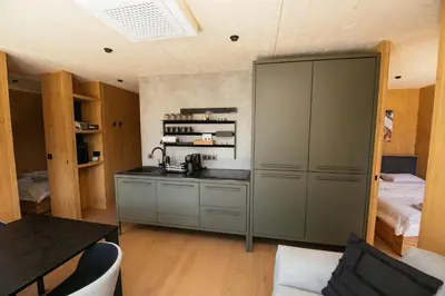Kuhinja ili čajna kuhinja u objektu TheBeachVilla 3