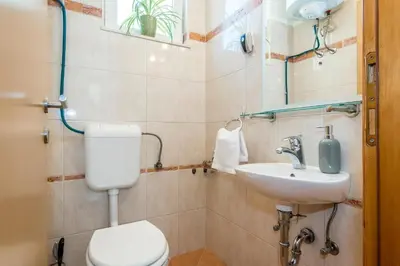 Kupaonica u objektu Family friendly house with a swimming pool Vrpolje, Sibenik - 24345