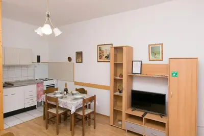Kuhinja ili čajna kuhinja u objektu Apartments Amalija