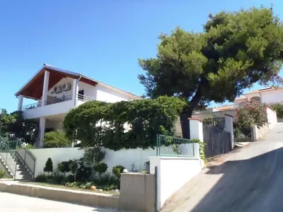 Zgrada u kojoj se nalazi apartman
