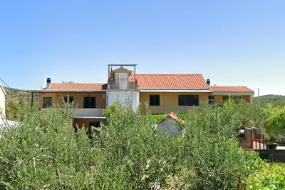 Tlocrt objekta Apartments with parking spaces Bilice, Krka - 24275