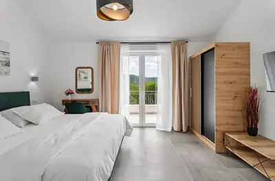 Krevet ili kreveti u jedinici u objektu Villa Domus Alba A Tranquil Family Hideaway with Private Pool