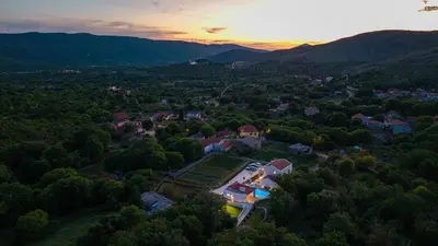 Priroda u blizini vila