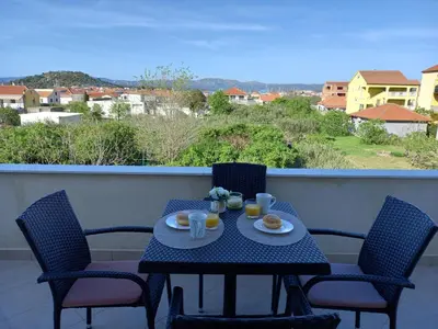 Hrana u apartmanu ili u blizini