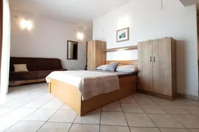 Krevet ili kreveti u jedinici u objektu Apartments by the sea Pirovac - Sibenik - 24368