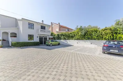 Zgrada u kojoj se nalazi apartman