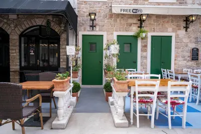 Restoran ili neka druga zalogajnica u objektu Centar Vodice Apartmani