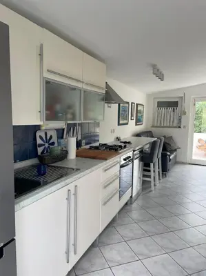 Kuhinja ili čajna kuhinja u objektu Little Beachouse Prvic Island