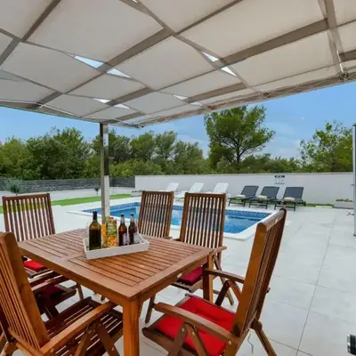 Villa Shaula 2