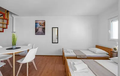 Krevet ili kreveti u jedinici u objektu 1 Bedroom Stunning Apartment In Betina