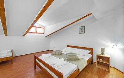 Krevet ili kreveti u jedinici u objektu 1 Bedroom Stunning Apartment In Betina