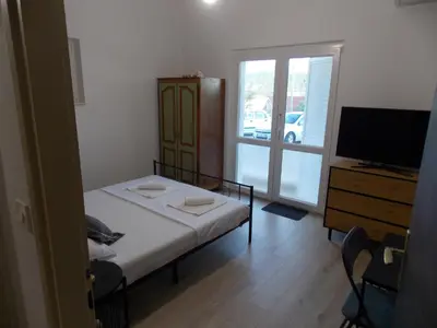 TV i/ili zabavni centar u objektu Apartman Činpiko
