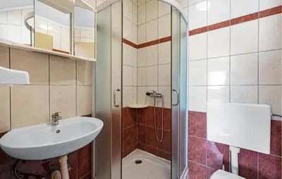 Kupaonica u objektu One Bedroom Cozy Apartment In Betina