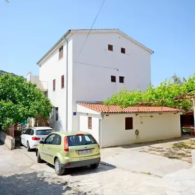 Apartments Sinisa