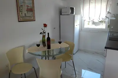 Kuhinja ili čajna kuhinja u objektu Apartments with parking space Rogoznica - 24546