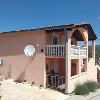 Apartments with parking space Rogoznica - 24546