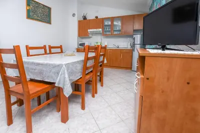 Kuhinja ili čajna kuhinja u objektu Apartments Olea