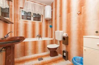 Kupaonica u objektu Apartments Ljiljana