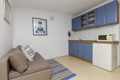 Kuhinja ili čajna kuhinja u objektu Apartments Marija