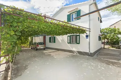 Zgrada u kojoj se nalazi apartman