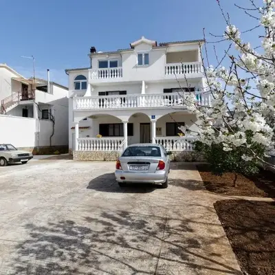 Apartments Mime