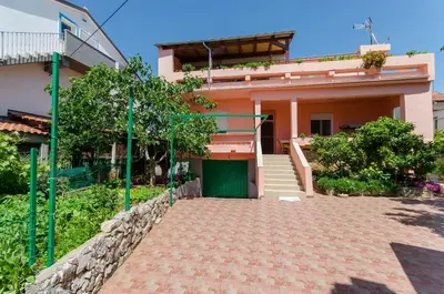 Zgrada u kojoj se nalazi apartman