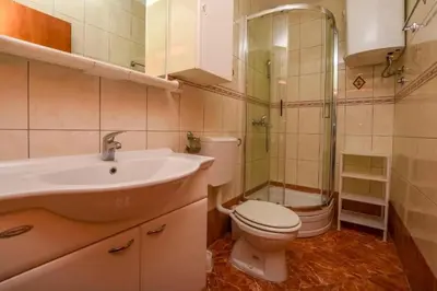 Kupaonica u objektu Apartments Juric