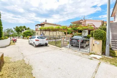 Zgrada u kojoj se nalazi apartman