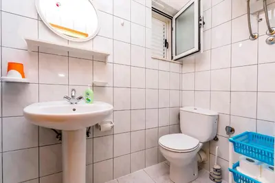 Kupaonica u objektu Apartments Berislav