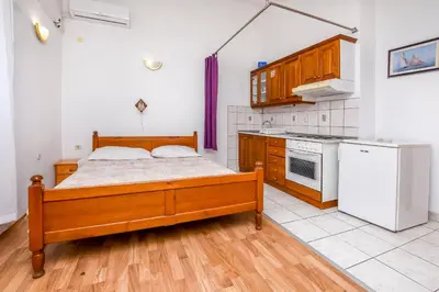 Kuhinja ili čajna kuhinja u objektu Apartments Zdravko