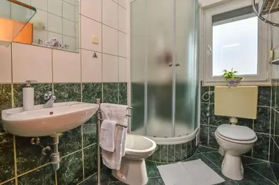 Kupaonica u objektu Apartments Anka