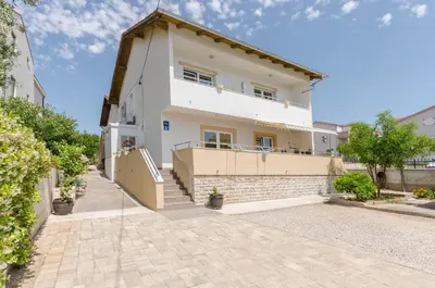 Zgrada u kojoj se nalazi apartman