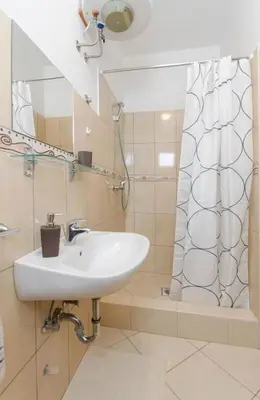 Kupaonica u objektu Apartments Anastazija