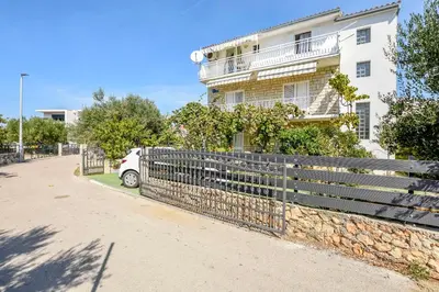 Zgrada u kojoj se nalazi apartman