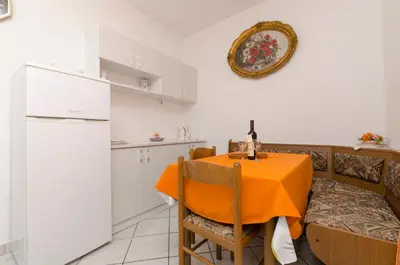 Kuhinja ili čajna kuhinja u objektu Apartments Vukic