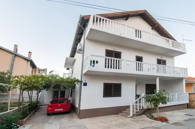 Zgrada u kojoj se nalazi apartman