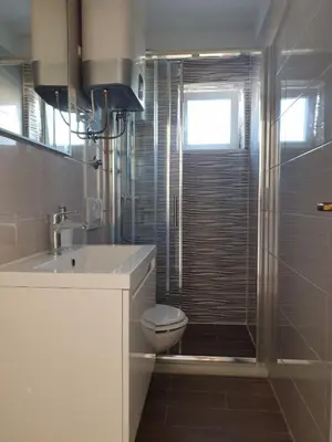 Kupaonica u objektu Apartment Pocrnja