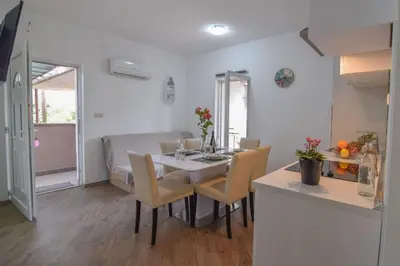 Tlocrt objekta Apartment Pocrnja