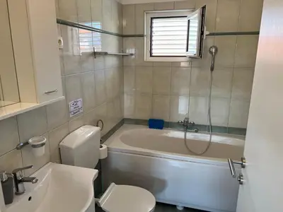 Kupaonica u objektu Apartments by the sea Grebastica, Sibenik - 24533