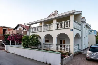 Zgrada u kojoj se nalazi apartman