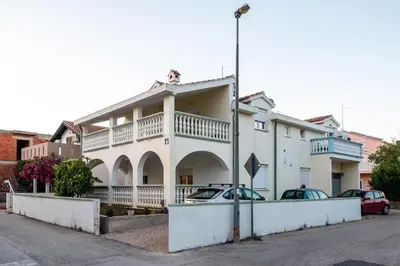 Zgrada u kojoj se nalazi apartman